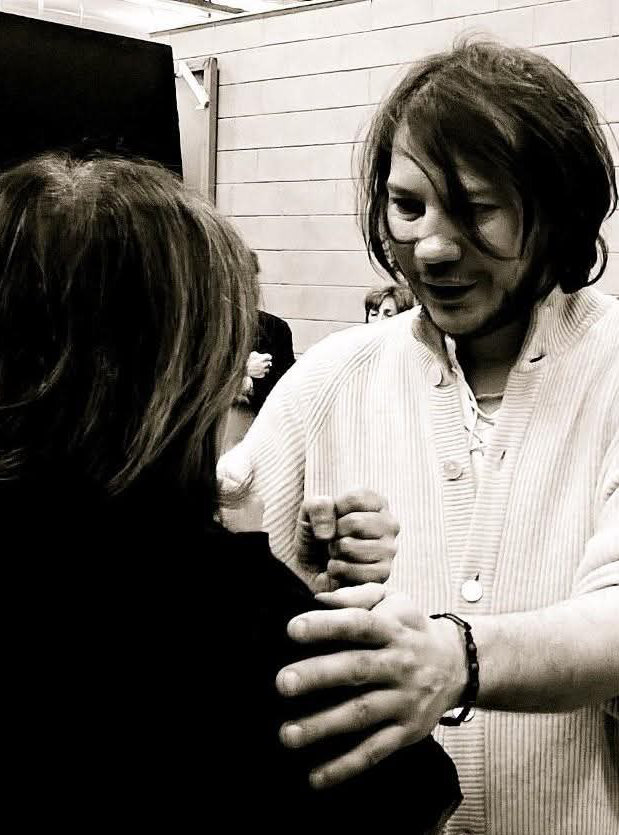 Matteo Hu forma una giovane psicologa